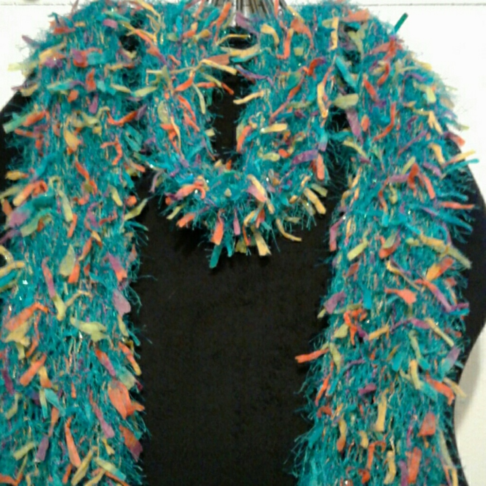 Multi color scarf🤑